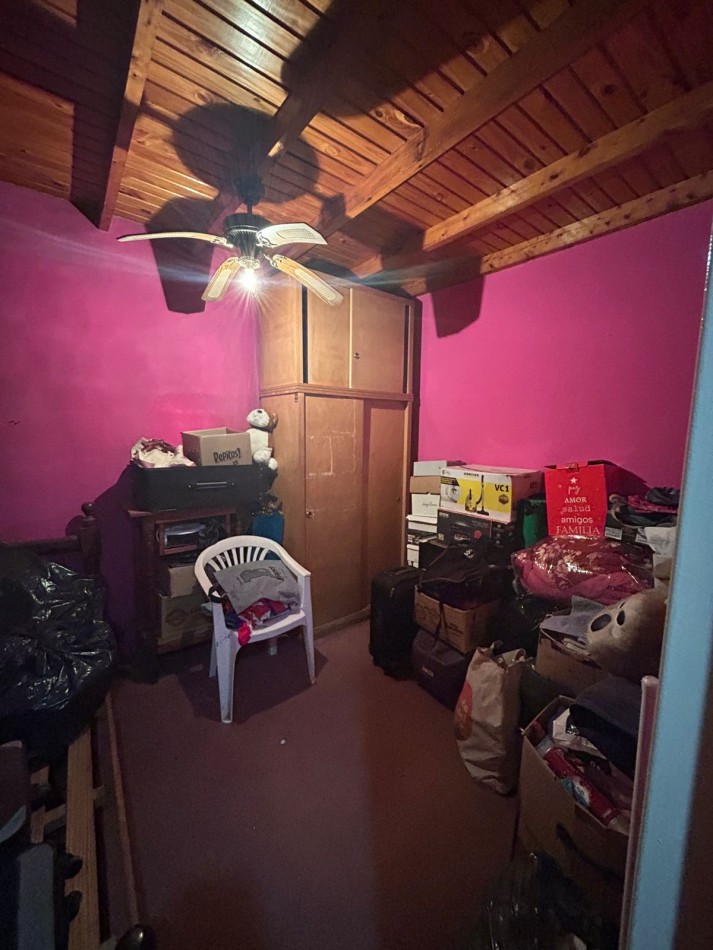 CASA EN VENTA CON LOCALES, villa de mayo 