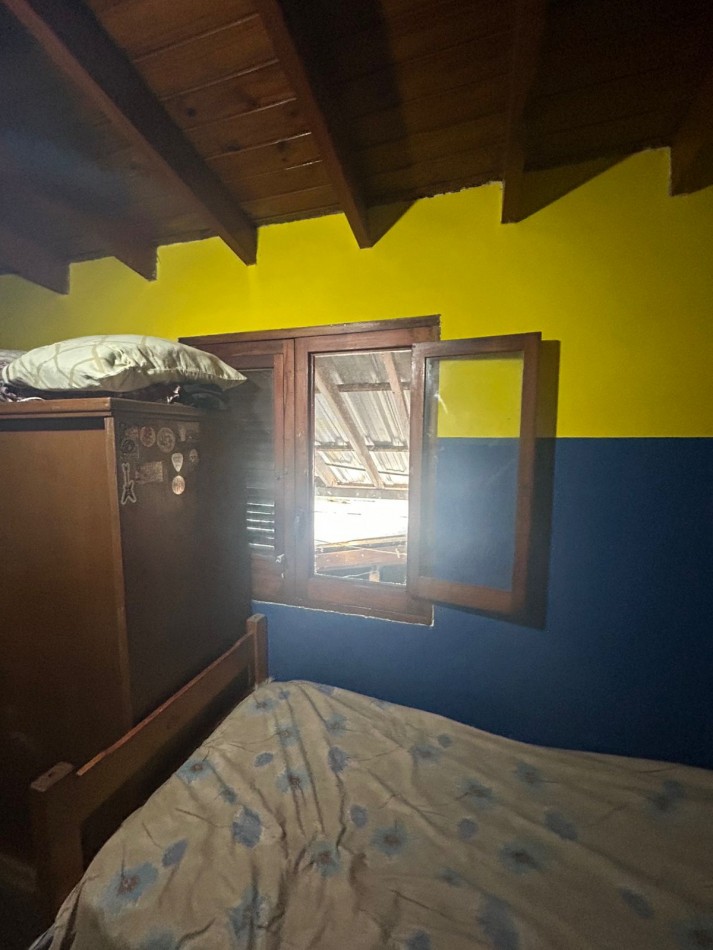 CASA EN VENTA CON LOCALES, villa de mayo 