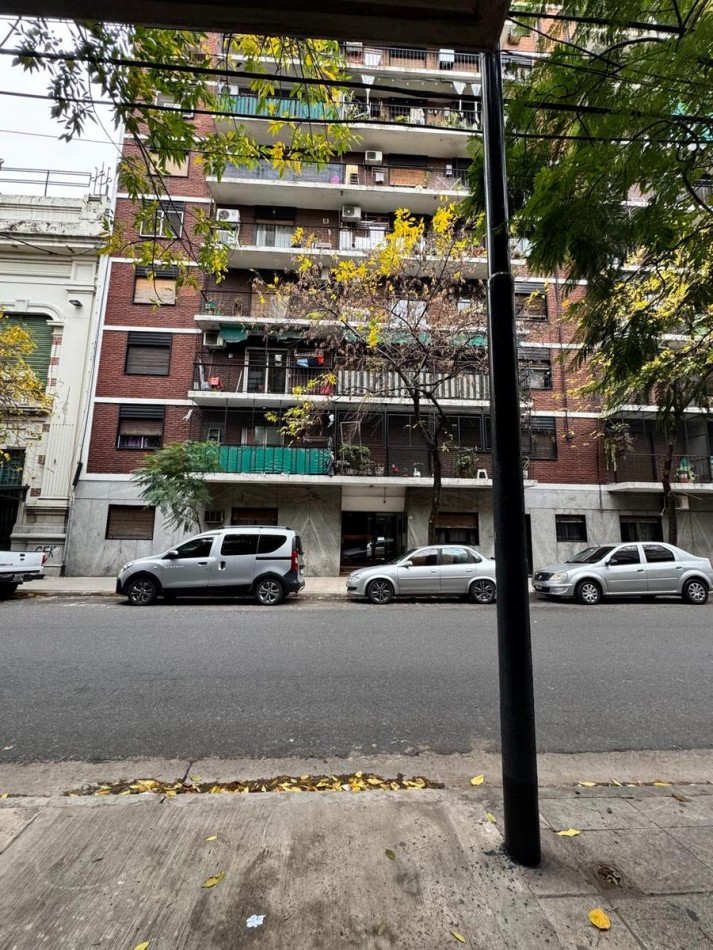 VENTA MONOAMBIENTE CONTREFRENTE BALCON VISTA LIBRE ZONA UNIVERSITARIA CONSTITUCION