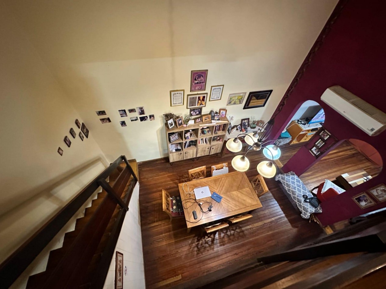VENTA DE PH 4 HAMBIENTES 2 HABITACIONES EXCELENTE UBICACION SOBRE AVENIDA SAN CRISTOBAL CABA