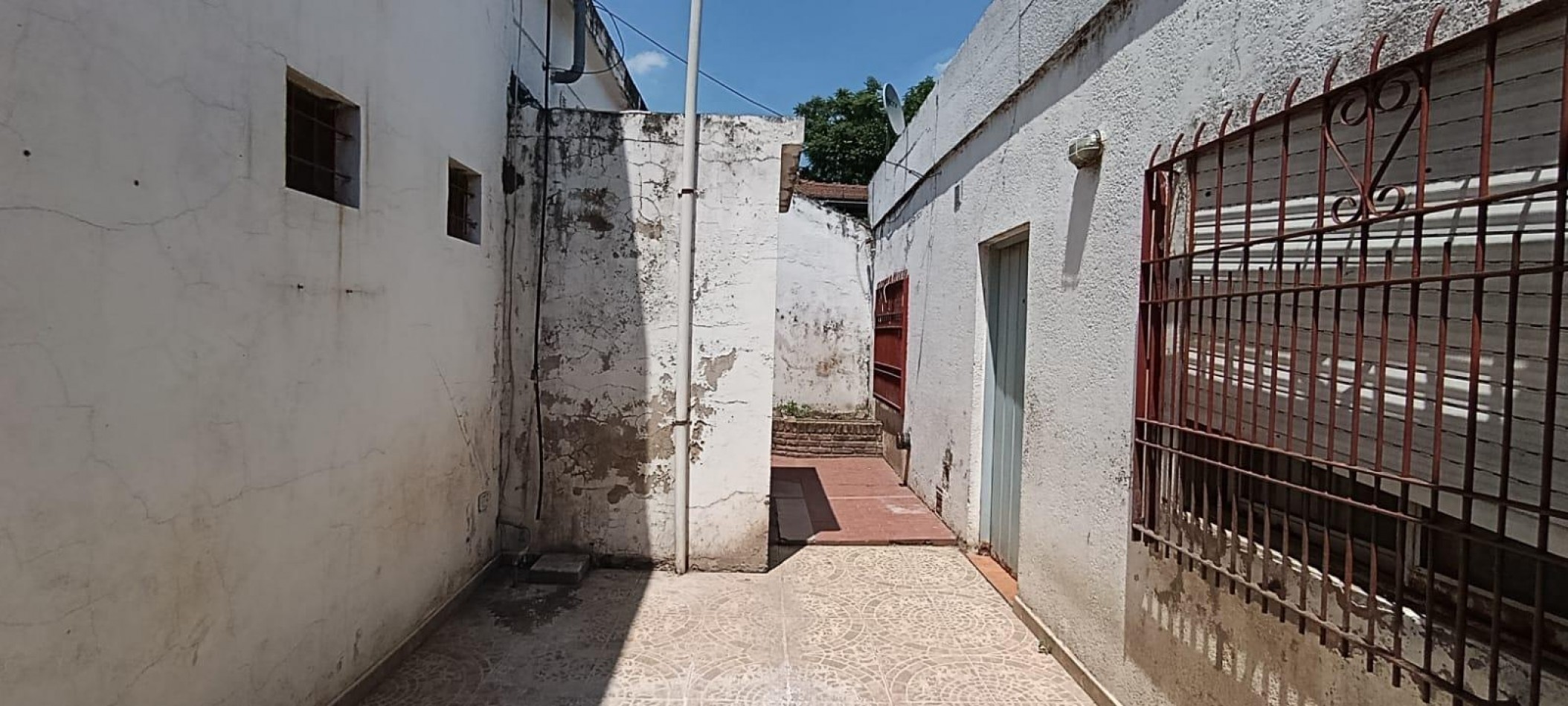 VENTA LOCALES + CASA 3 AMBIENTES SOBRE AVENIDA IDEAL INVERSOR SAN MIGUEL
