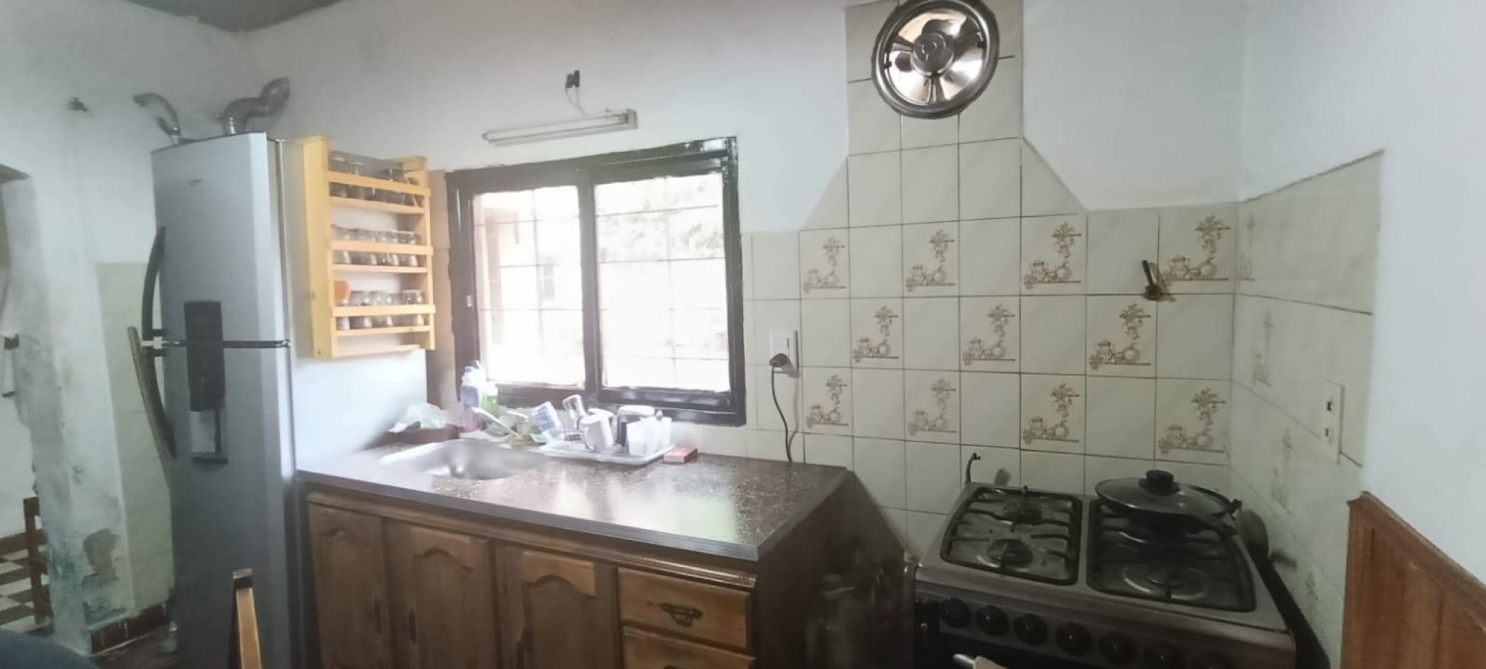 VENTA CASA TIPO PH 4 AMBIENTES PATIO EXCELENTE UBICACION MORENO CENTRO