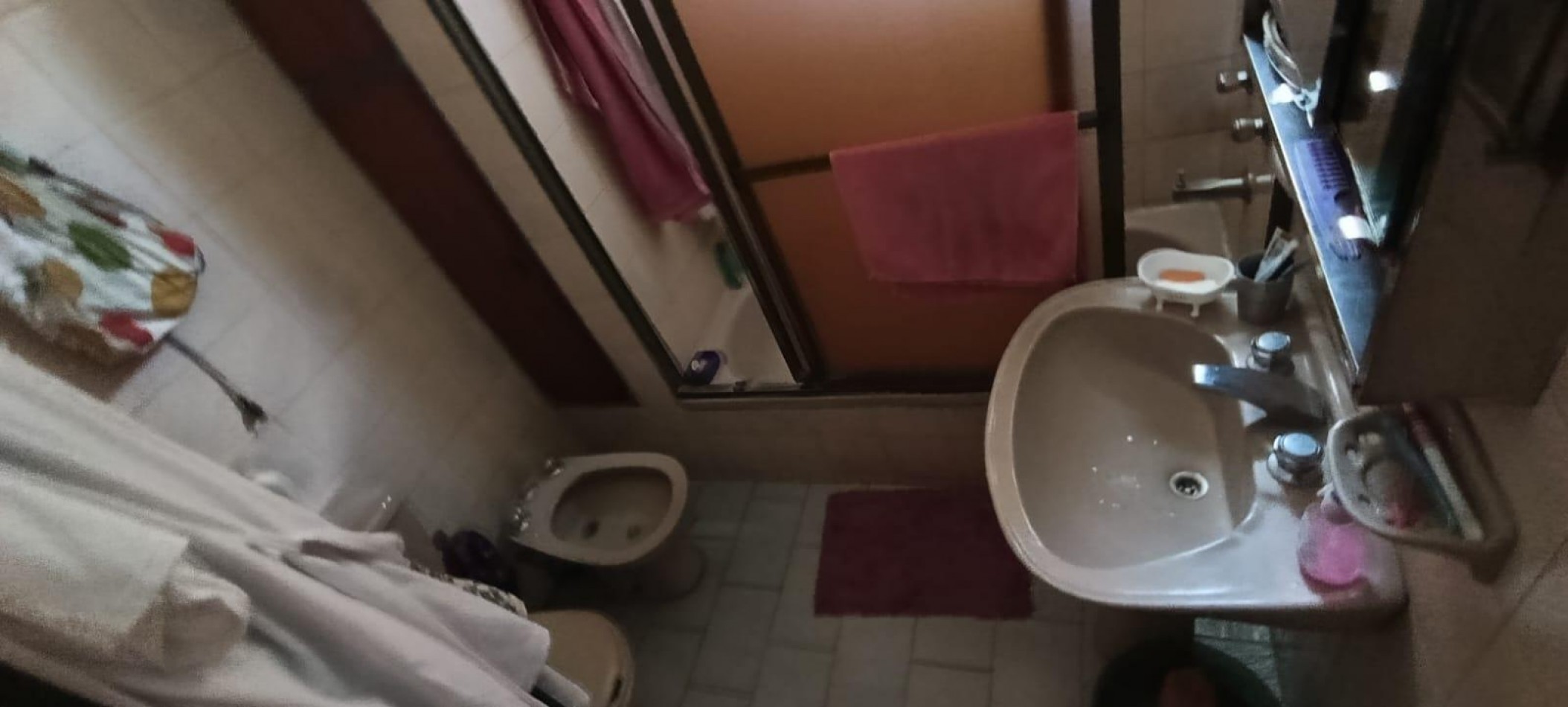 VENTA CASA 5 AMBIENTES PATIO COCHERA UBICACION PRIVILIEGIADA MORENO CENTRO APTO CREDITO