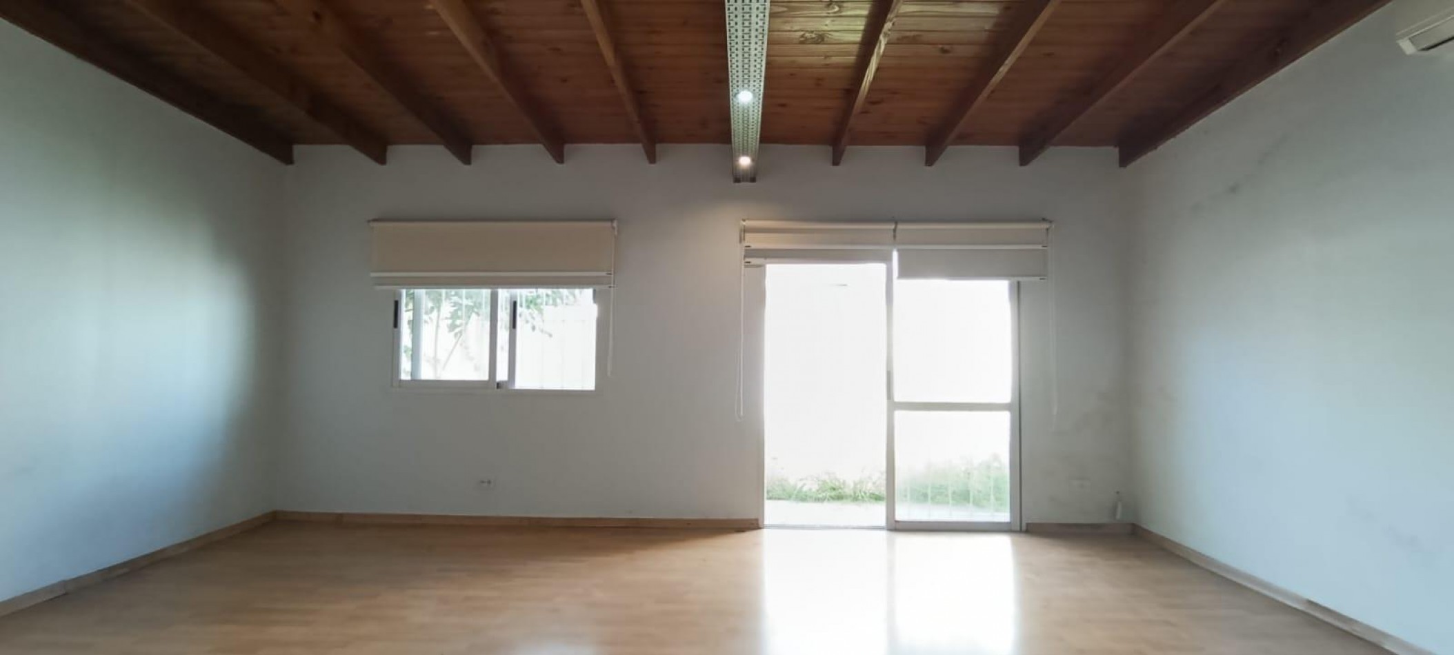 VENTA PH MONOAMBIENTE AMPLIO EXCELENTE UBICACION MORENO CENTRO