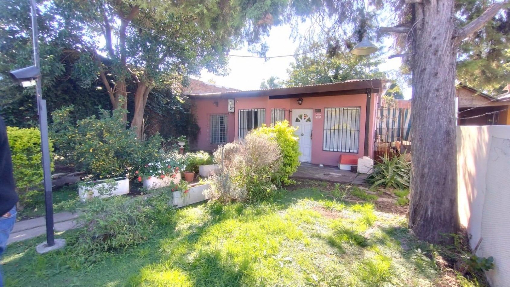 VENTA CASA 3 AMBIENTES GRAN PARQUE CRUCE CASTELAR MORENO