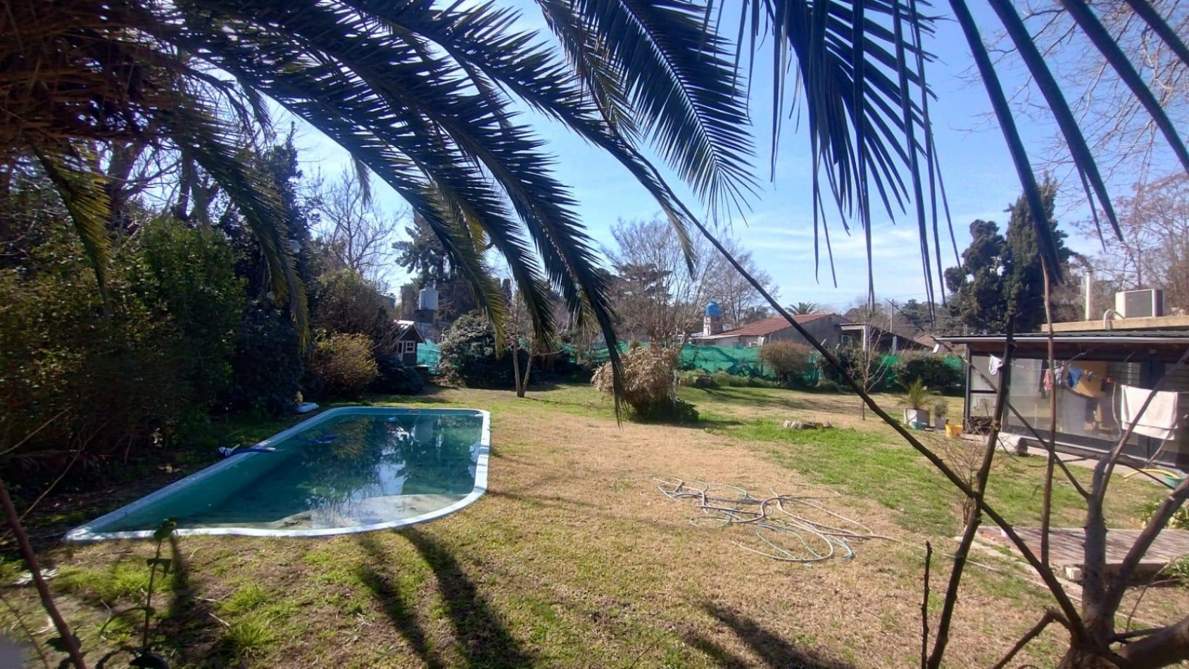 VENTA LOTE CERCADO PILETA LA REJA