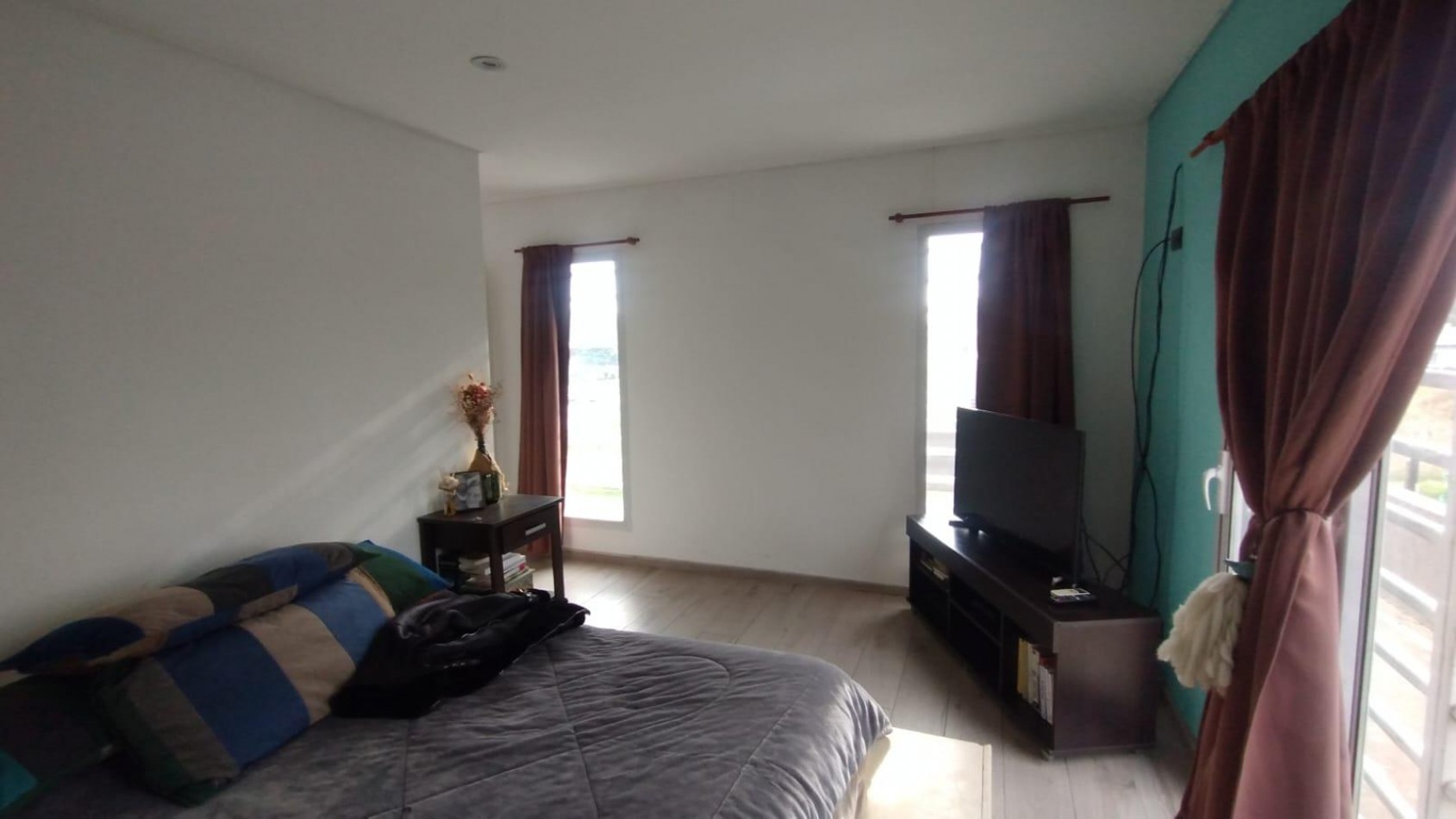 VENTA CASA 3 AMBIENTES PARQUE COCHERA APTO CREDITO FRANCISCO ALVAREZ