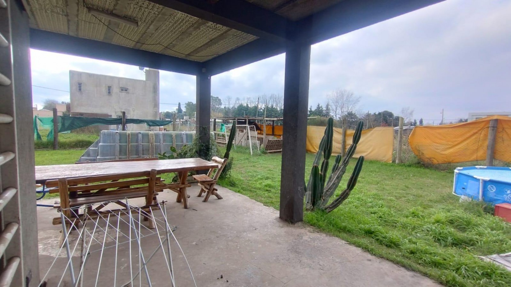 VENTA CASA 3 AMBIENTES PARQUE COCHERA APTO CREDITO FRANCISCO ALVAREZ