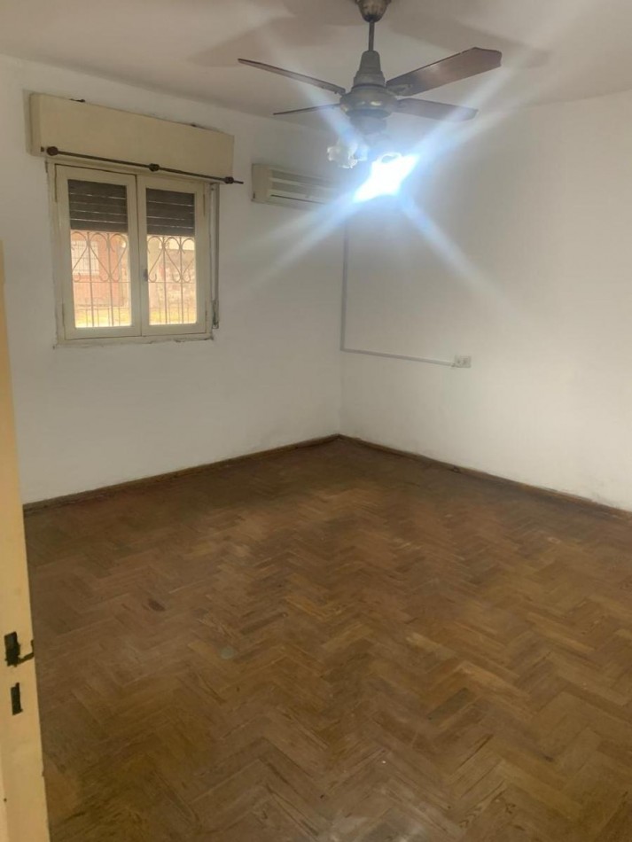 VENTA CASA MULTIFAMILIAR BUEN ESTADO SIN EXPENSAS TRUJUI MORENO