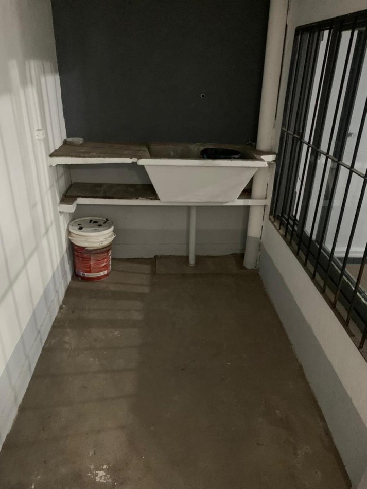 VENTA CASA MULTIFAMILIAR BUEN ESTADO SIN EXPENSAS TRUJUI MORENO