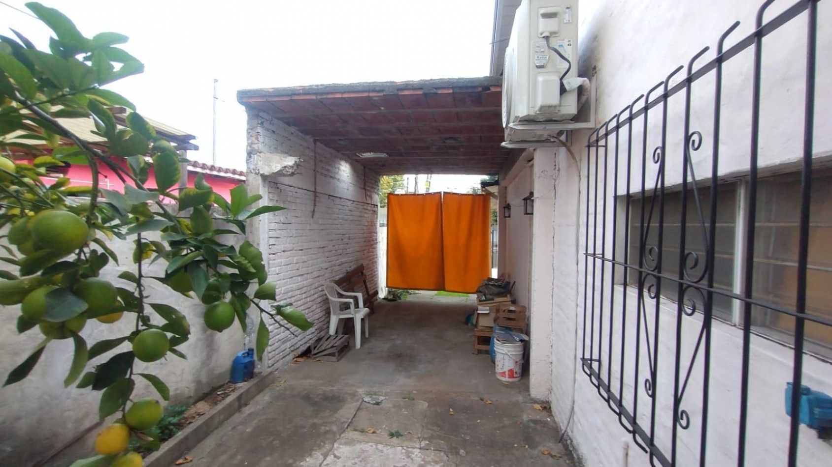VENTA CASA 3 AMBIENTES MORENO CENTRO