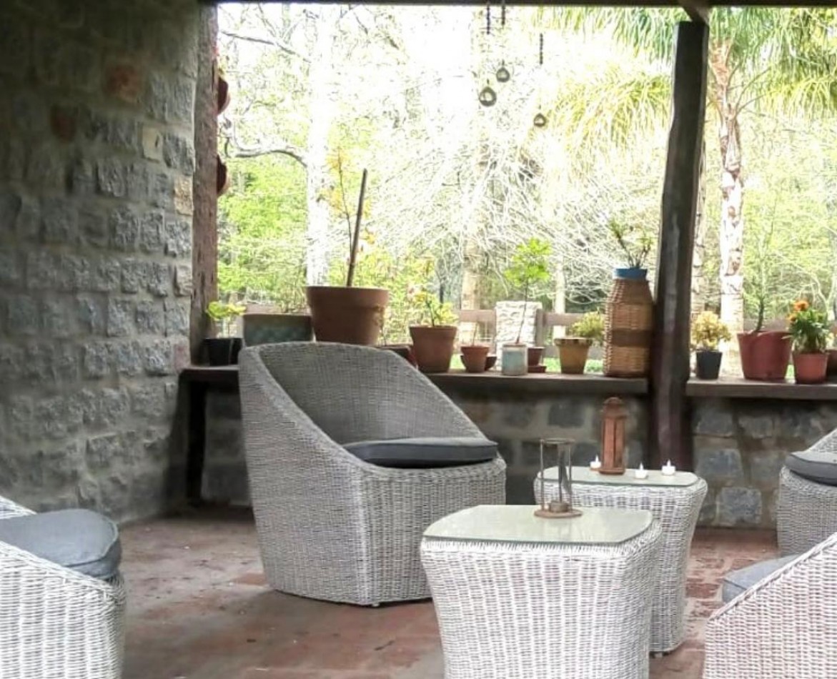 VENTA CASA DE CAMPO 6 AMBIENTES CON CASA DE HUESPEDES CASTELLI BS AS