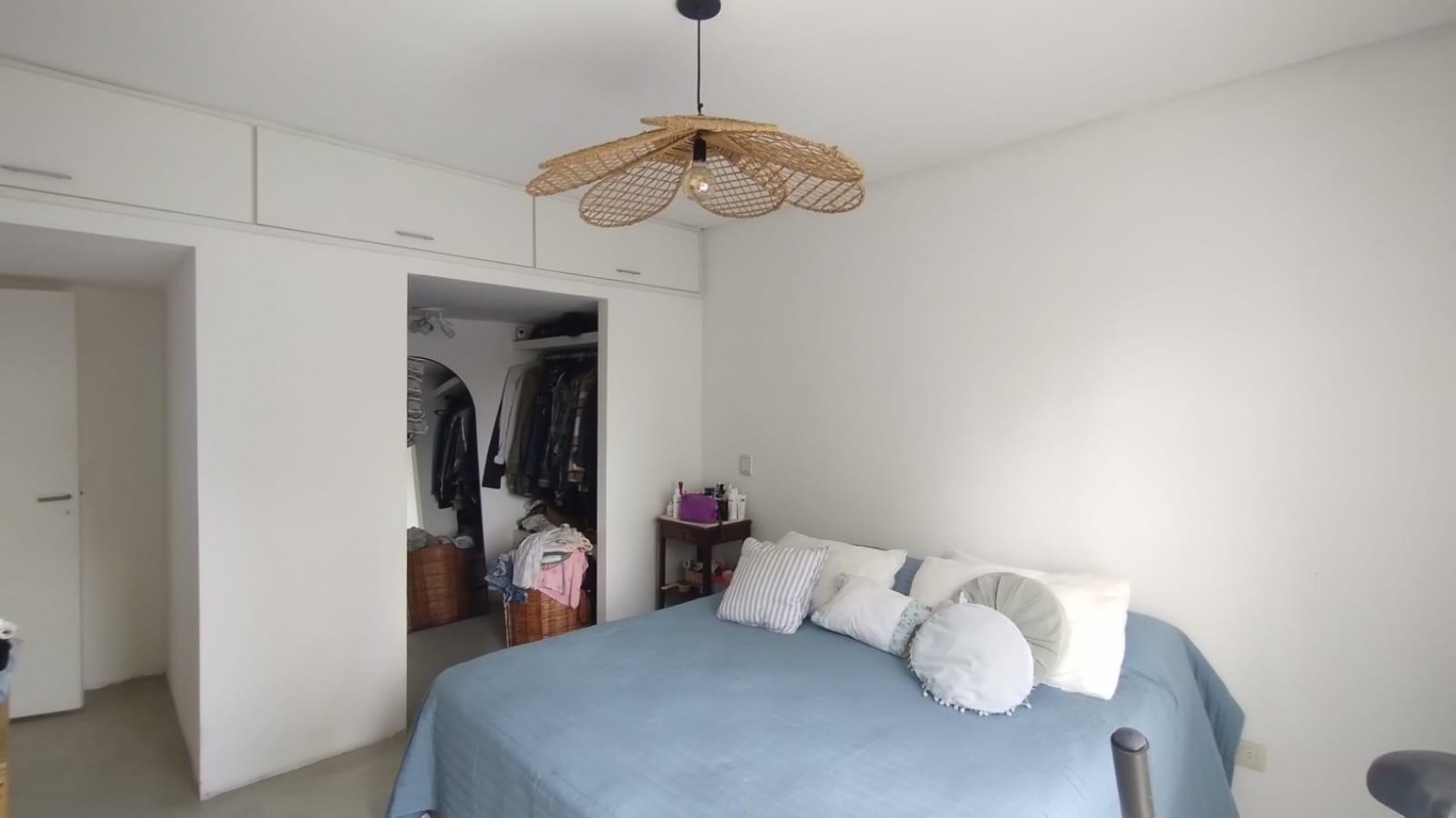 VENTA CASA 5 AMBIENTES PATIO PILETA FRANCISCO ALVAREZ CONSULTAR POR APTO CREDITO