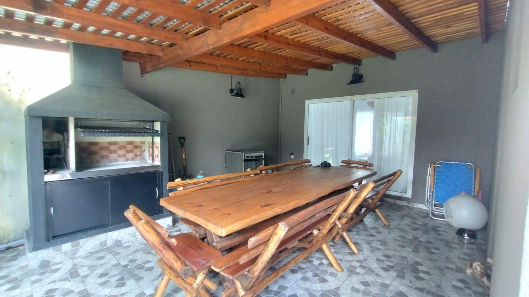 VENTA CASA 5 AMBIENTES PATIO PILETA FRANCISCO ALVAREZ CONSULTAR POR APTO CREDITO
