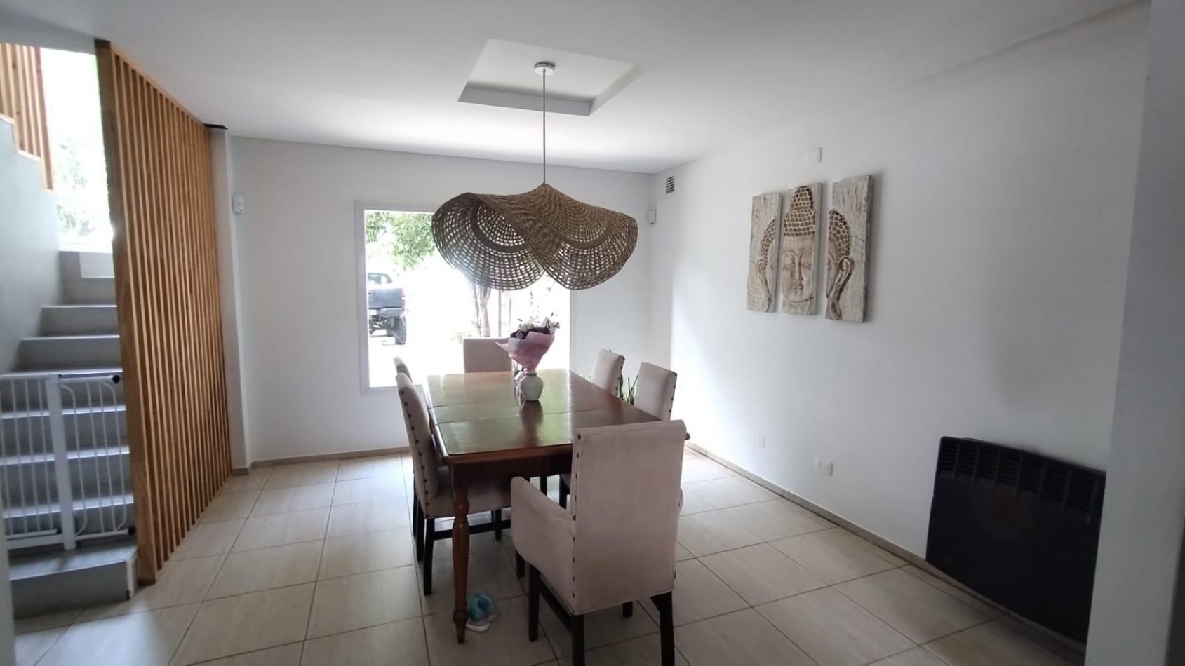 VENTA CASA 5 AMBIENTES PATIO PILETA FRANCISCO ALVAREZ CONSULTAR POR APTO CREDITO