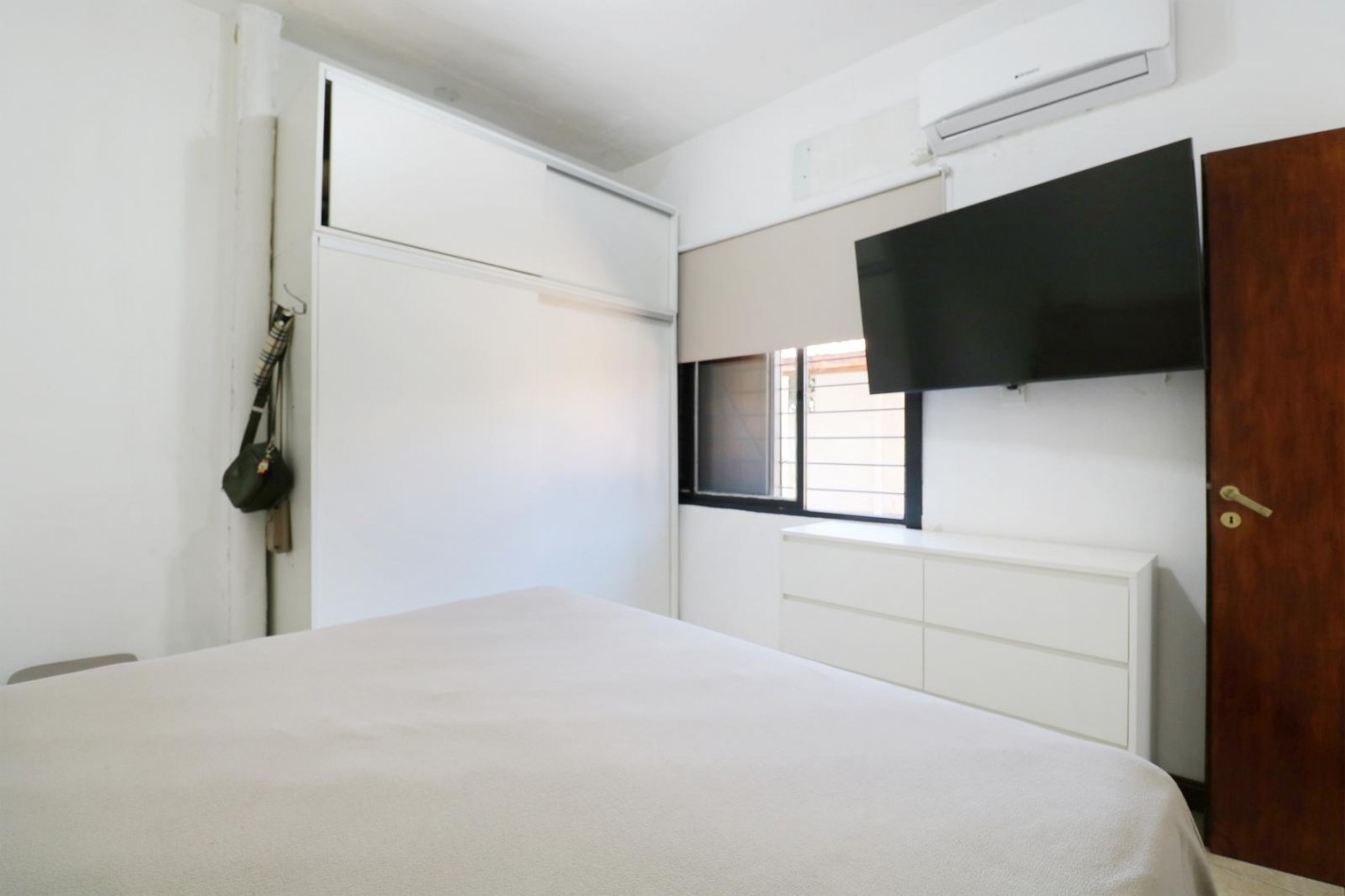 VENTA CASA 3 AMBIENTES COCHERA PARRILLA ITUZAINGO