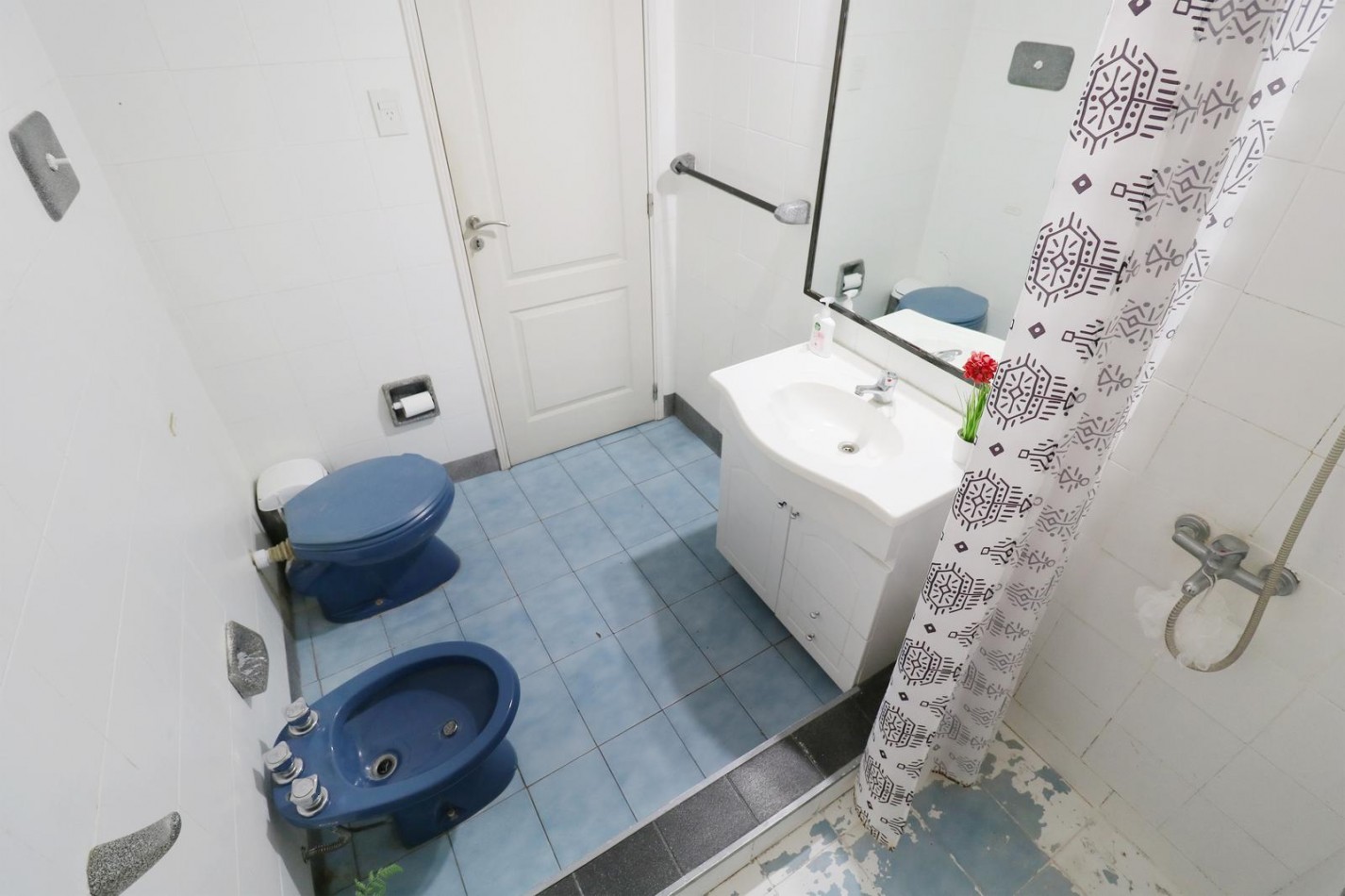 VENTA CASA 3 AMBIENTES COCHERA PARRILLA ITUZAINGO