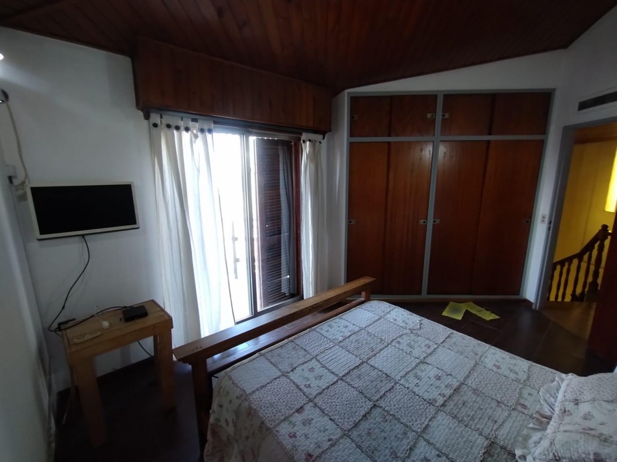 VENTA CASA 5 AMBIENTES CHALET LUMINOSO W. MORRIS APTO CREDITO