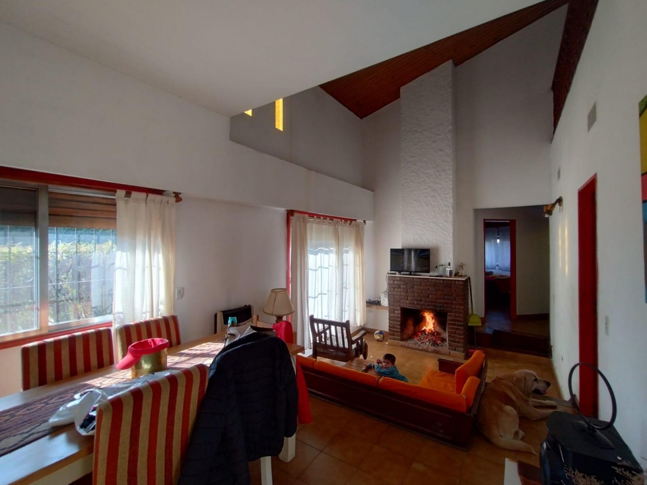 VENTA CASA 5 AMBIENTES CHALET LUMINOSO W. MORRIS APTO CREDITO