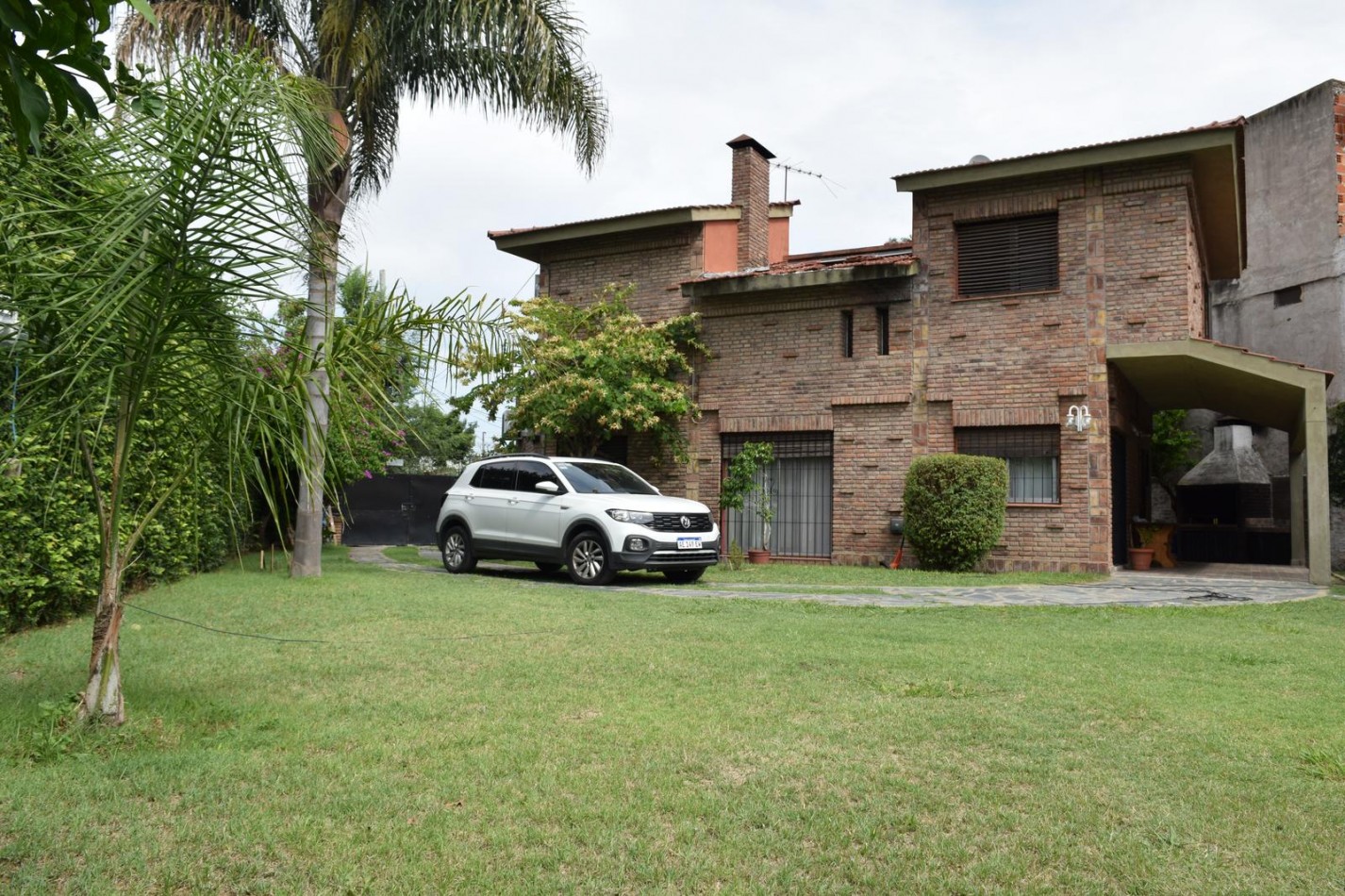 VENTA CASA 5 AMBIENTES CHALET LUMINOSO W. MORRIS APTO CREDITO