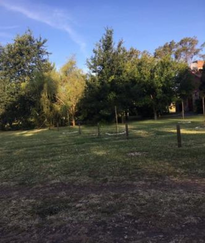 VENTA - LOTE EN  BARRIO CERRADO LOMAS DE MIRAMAR - COSTA ATLANTICA ARGENTINA. ANTICIPO Y FINANCIACION PRIVADA