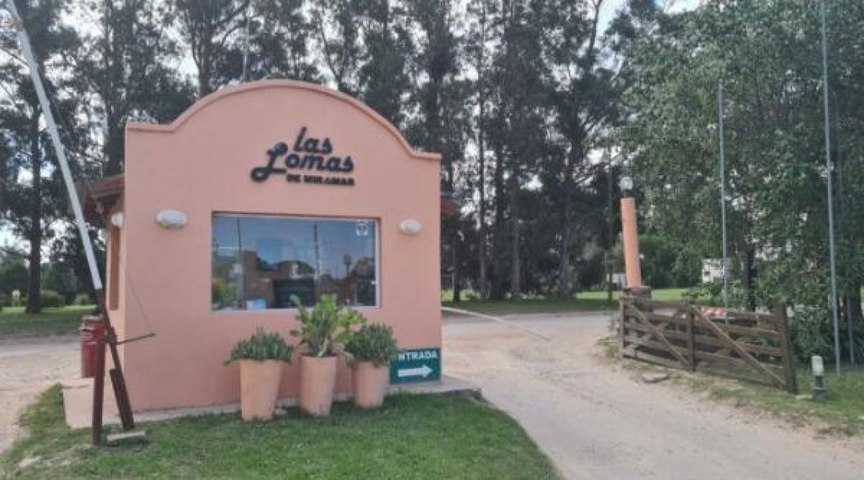 VENTA - LOTE EN  BARRIO CERRADO LOMAS DE MIRAMAR - COSTA ATLANTICA ARGENTINA. ANTICIPO Y FINANCIACION PRIVADA