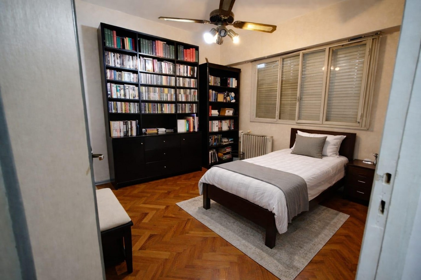VENTA DEPARTAMENTO 4 AMBIENTES BALCON CONTRAFRENTE VISTA LIBRE APTO CREDITO BALVANERA