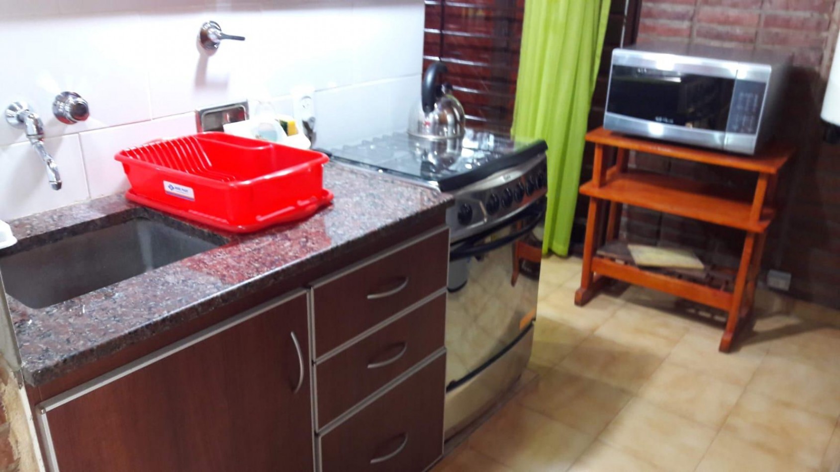 VENTA CASA 3 AMBIENTES ALPINA AMPLIO LOTE SOBRE AVENIDA PRINCIPAL VALERIA DEL MAR