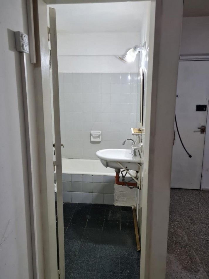 VENTA DEPARTAMENTO 2 AMBIENTES COCINA INDEPENDIENTE LAVADERO SAN CRISTOBAL