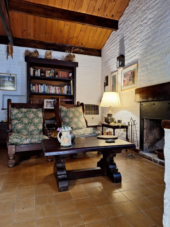 VENTA CASA3 AMBIENTES LUMINOSA FUNCIONAL EN EL BOSQUE CARILO 