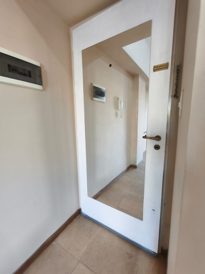 Alquiler Departamento 2 ambientes con cochera Balcon con Vista Libre - Apto profesional.