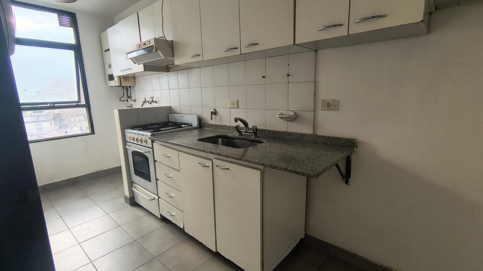 VENTA DEPARTAMENTO 2 AMBIENTES CON BALCON Y VISTA ABIERTA VILLA LURO