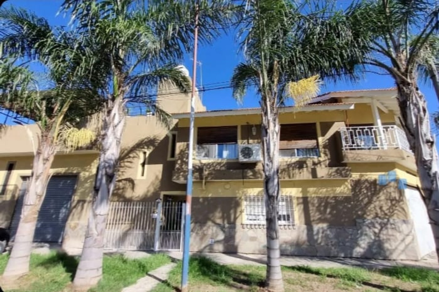 ALQUILER DE CASA EN LOS POLVORINES