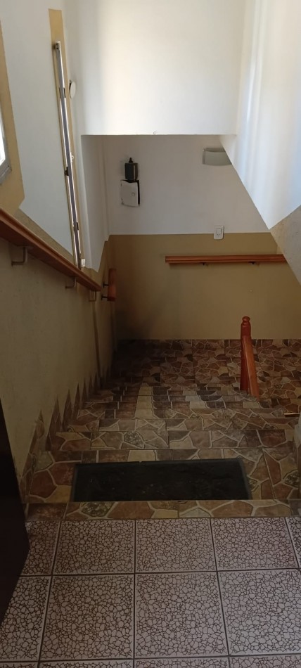 ALQUILER DE CASA EN LOS POLVORINES