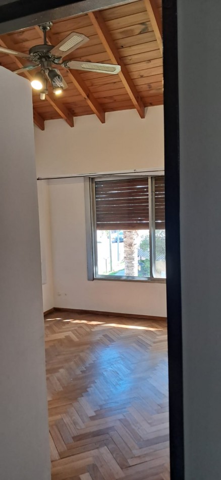 ALQUILER DE CASA EN LOS POLVORINES
