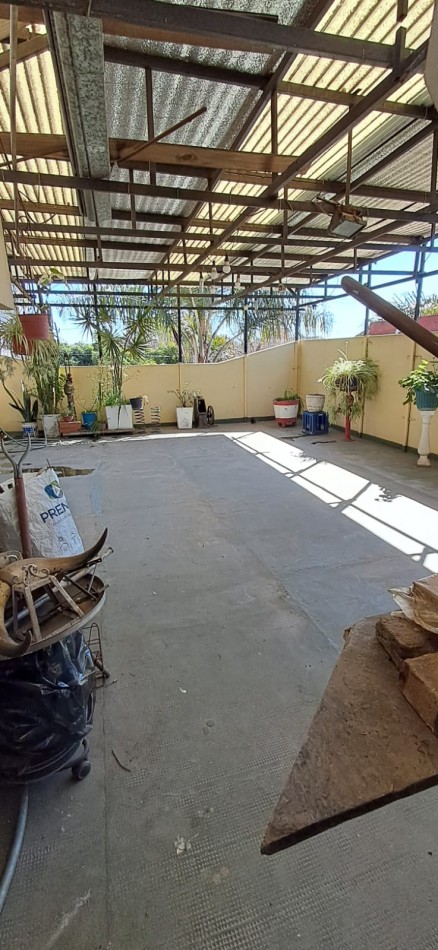 ALQUILER DE CASA EN LOS POLVORINES