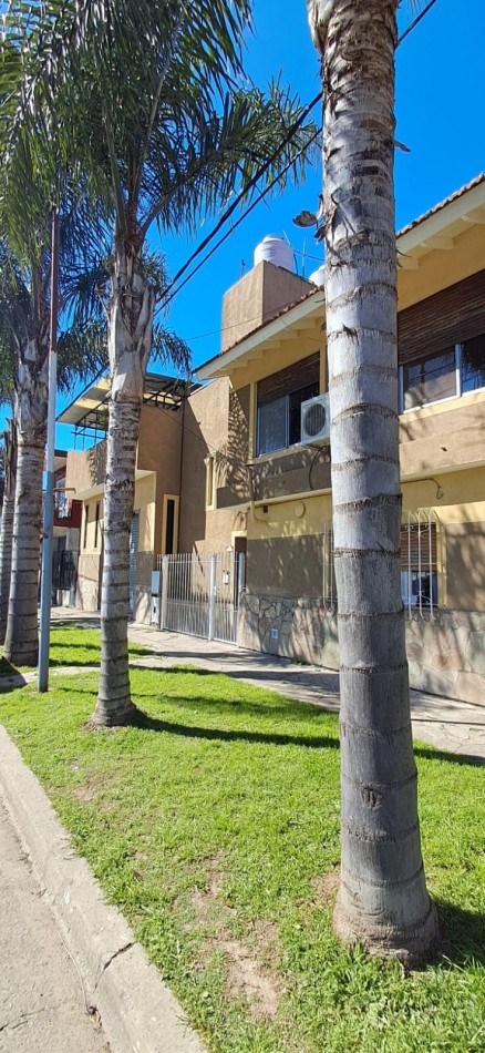 ALQUILER DE CASA EN LOS POLVORINES