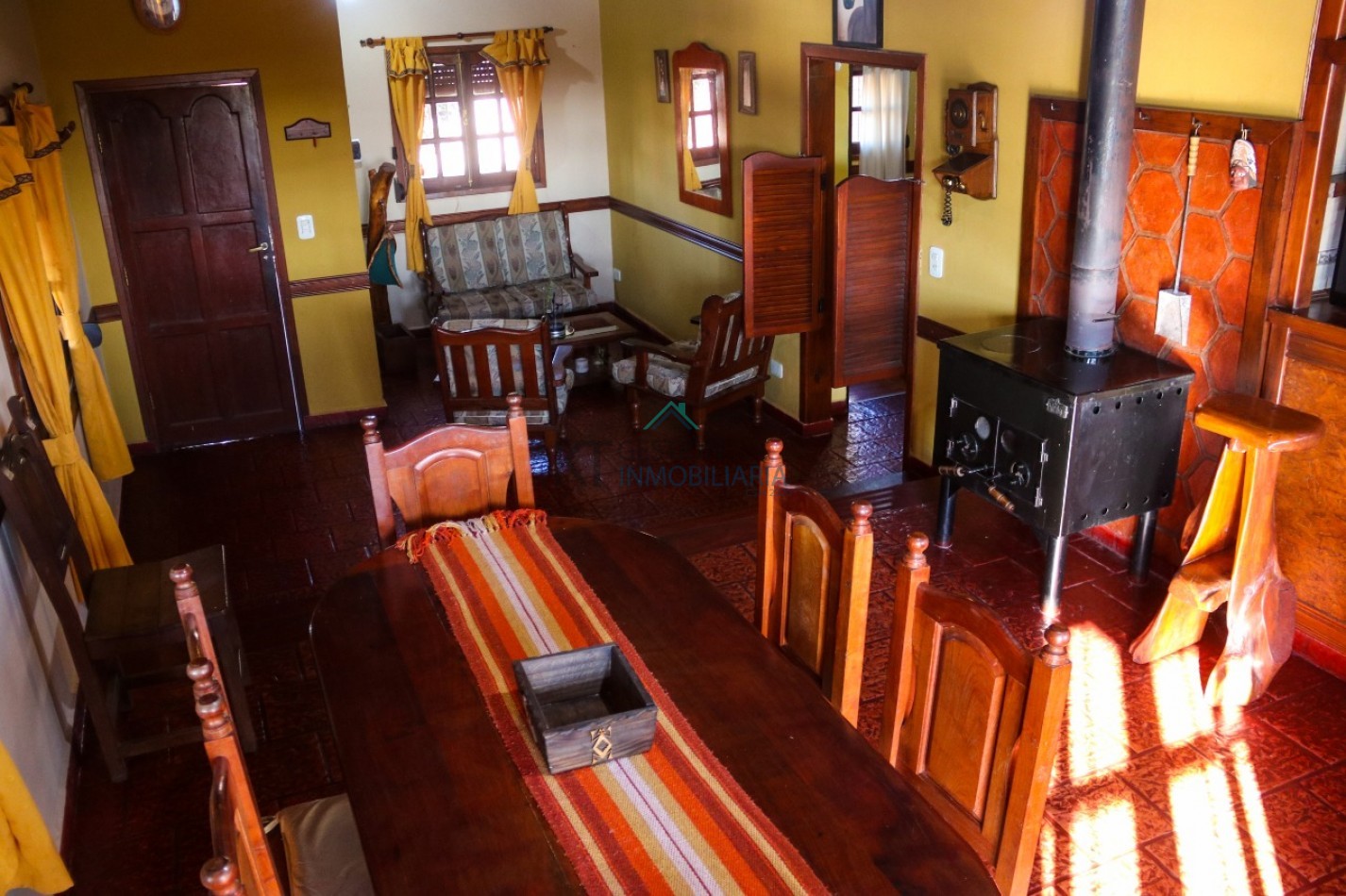 CASAS EN CAPILLA DEL MONTE (CORDOBA) CASA 7 PERSONAS