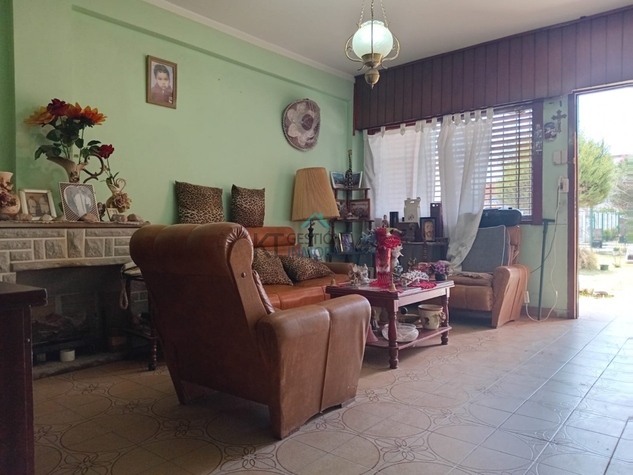 VENTA  CASA 3 AMBIENTES COCHERA BUEN ACCESO JOSE C PAZ