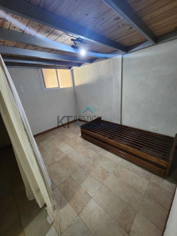 Int. Juan Irigoin 854