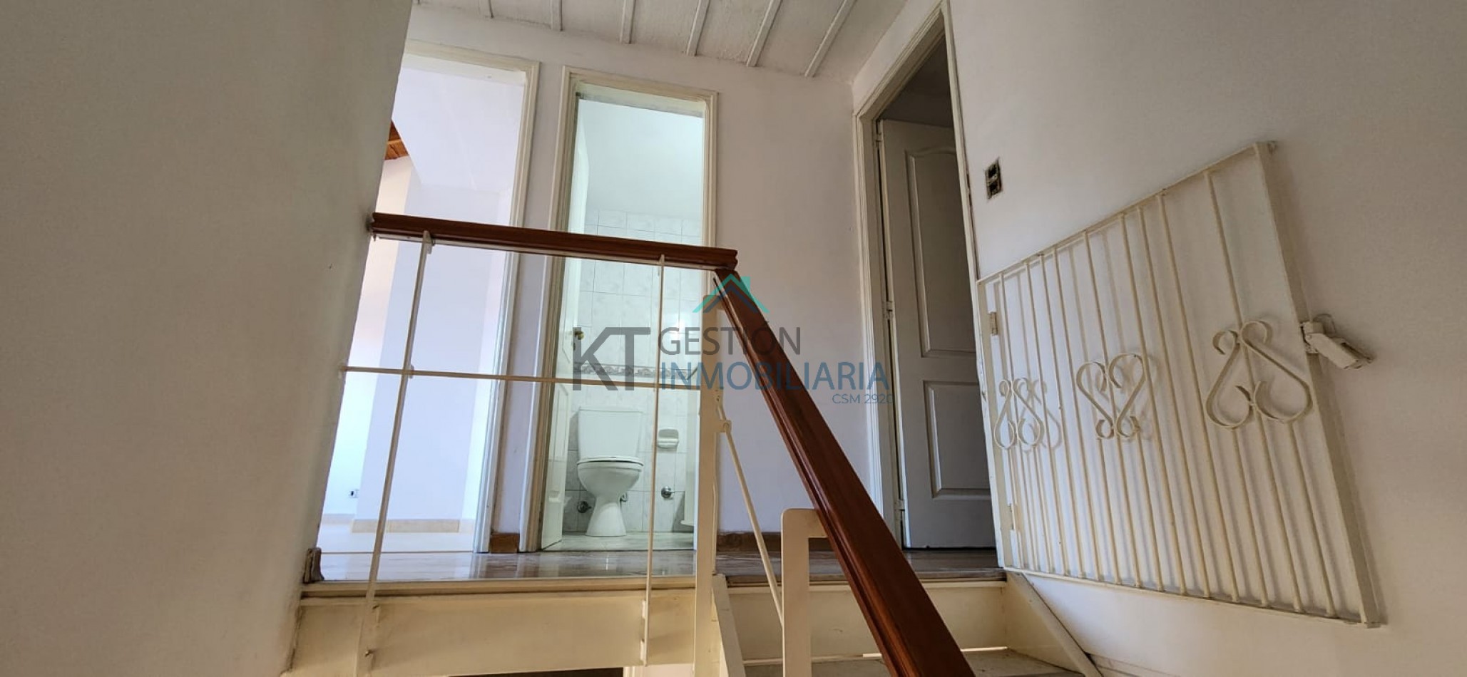 TRIPLEX 4 Ambientes en San Miguel | Cochera | Patio | Altillo | Excelente Estado