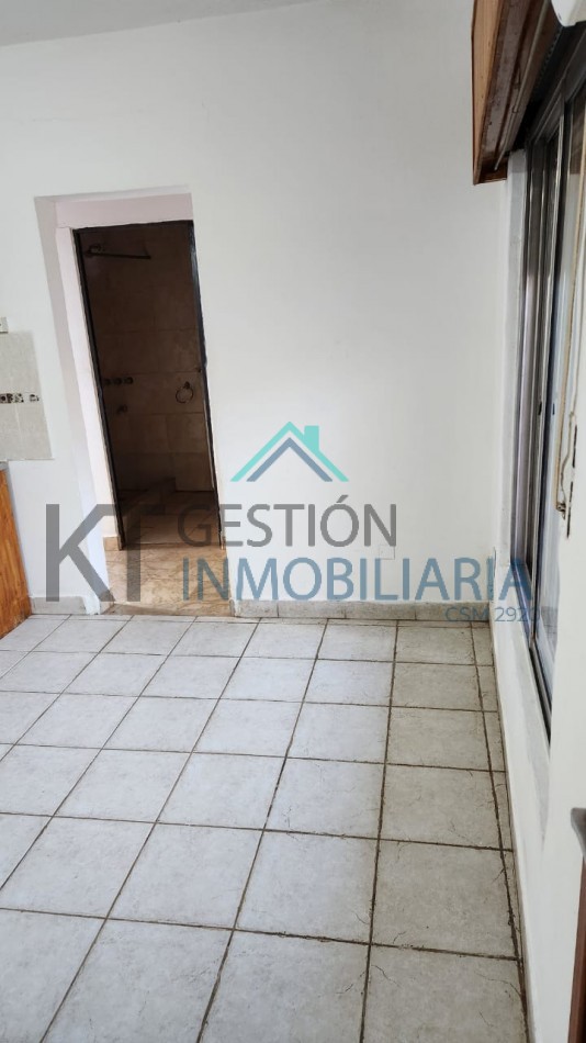 CASA + DEPARTAMENTO EN VENTA, VILLA DE MAYO