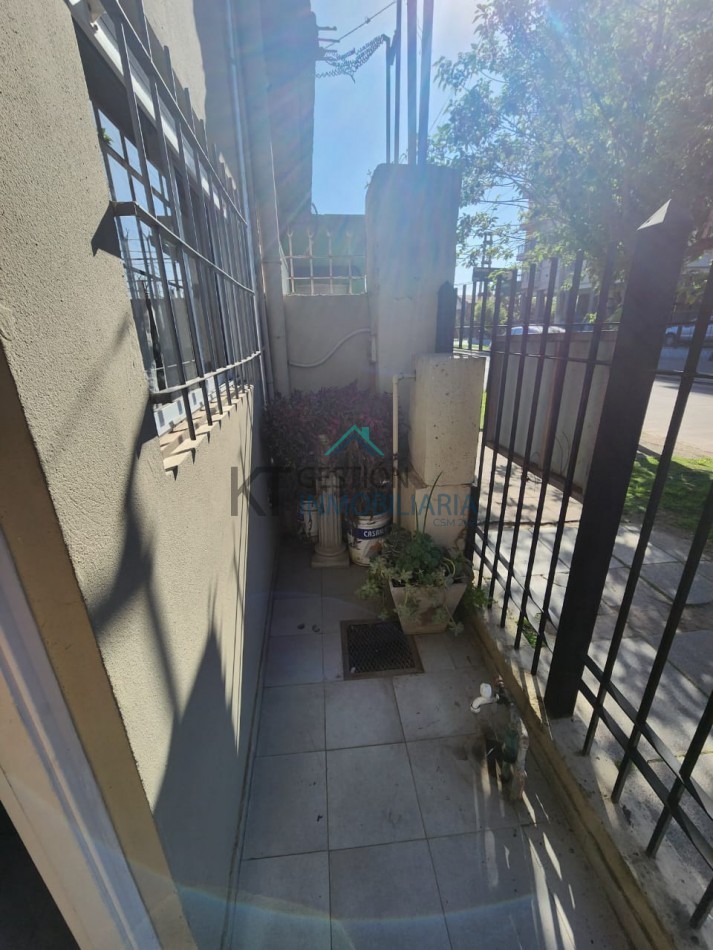 Int. Juan Irigoin 854