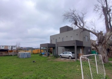 VENTA CASA 3 AMBIENTES PARQUE COCHERA APTO CREDITO FRANCISCO ALVAREZ