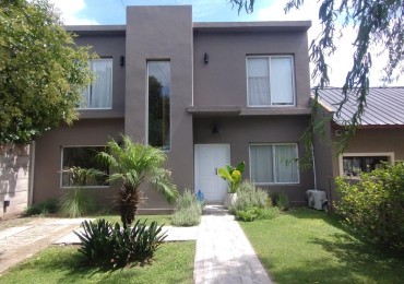 VENTA CASA 5 AMBIENTES PATIO PILETA FRANCISCO ALVAREZ CONSULTAR POR APTO CREDITO